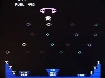 Lunar Rescue (1983)(Aligata Software) screen shot game playing